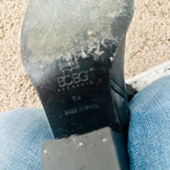 BCBG Max Azria Black Tall Leather Boots – Size 8 - Picture 5 of 5